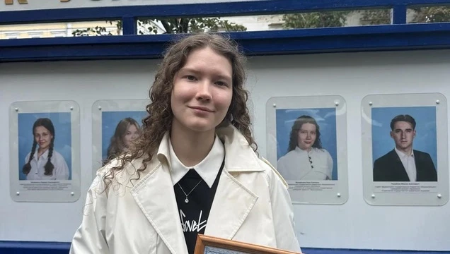 Фото председателя Совета студентов и аспирантов СГУ размещено на Доске почёта