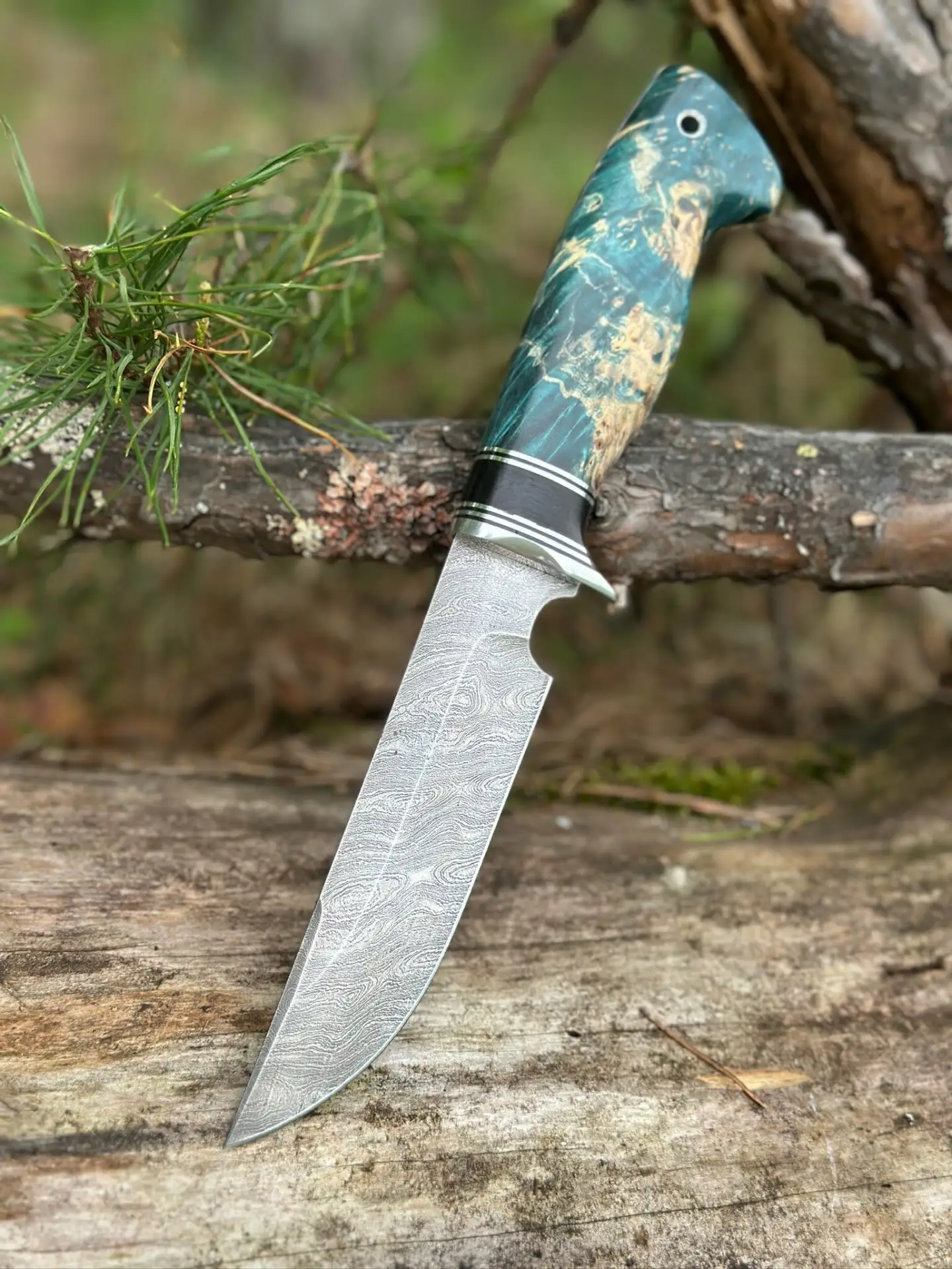 ⚔️Нож "Лесной" из дамасской стали 

▫️ Сталь прочная и хорошо, долго держит заточку.
▫️ Рукоять - ка
