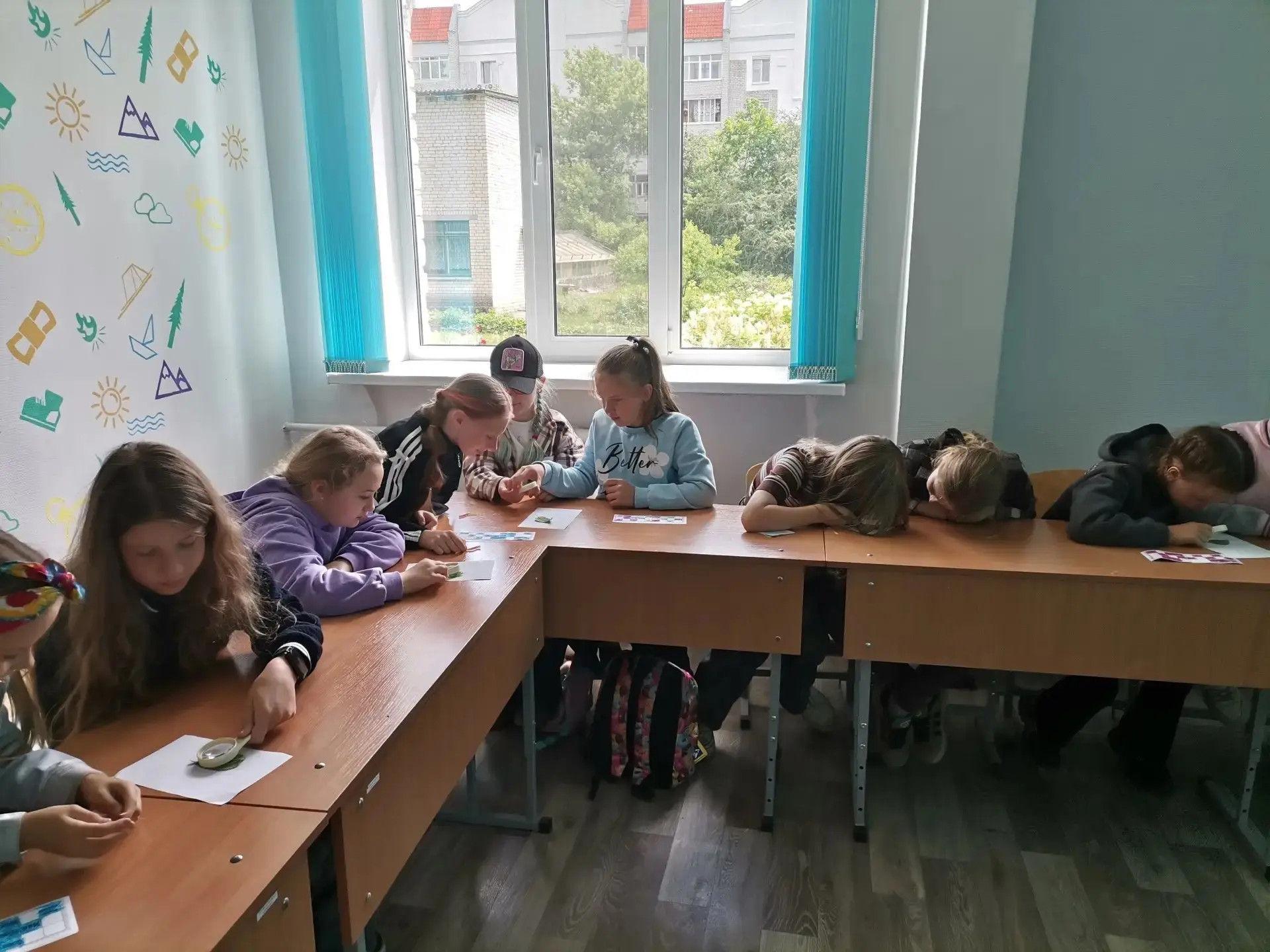 Сегодня наше увлекательное путешествие в «зеленый лес» началось с игры — экологическое ...