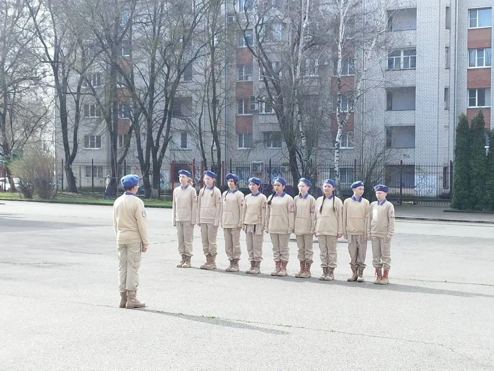 7 апреля стартовал муниципальный этап Всероссийской военно-патриотической игры "Зарница 2.0".      Л