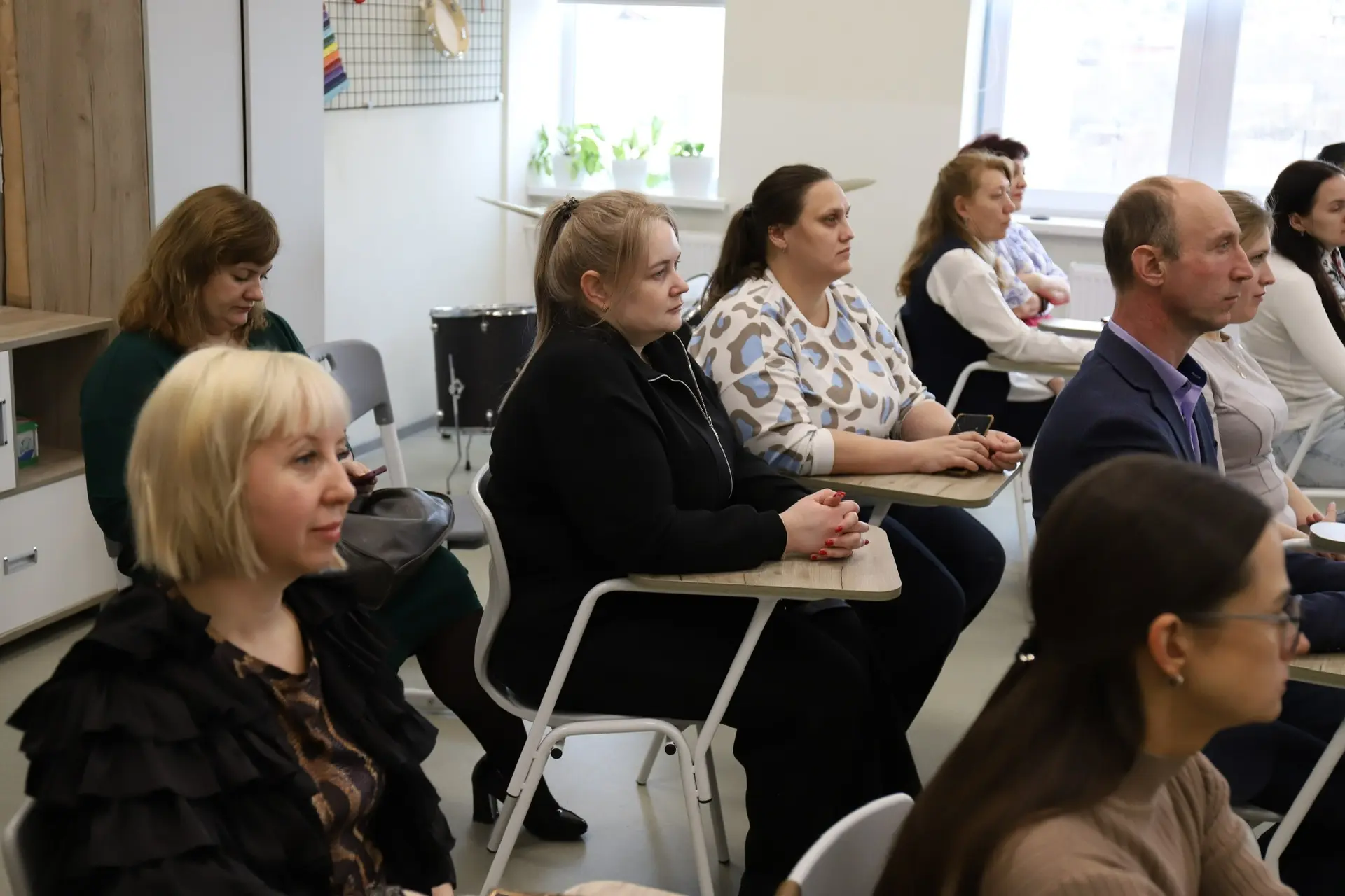 23 марта на базе школы № 57 состоялась встреча всероссийской акции «Родительская гостиная», которая 