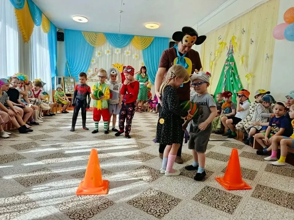 Вчера в нашем детском саду царила особая атмосфера радости и веселья! 1 апреля — день, ...