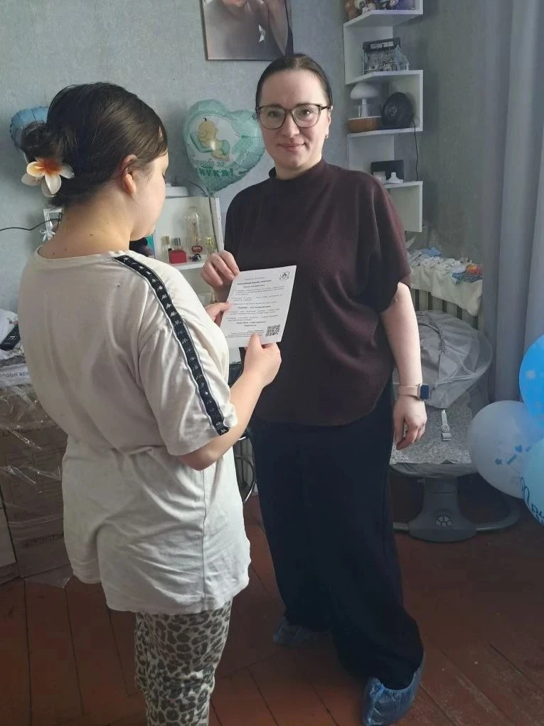 Связь поколений: поздравление молодых матерей в преддверии Дня Победы  В рамках акции «Русская весна
