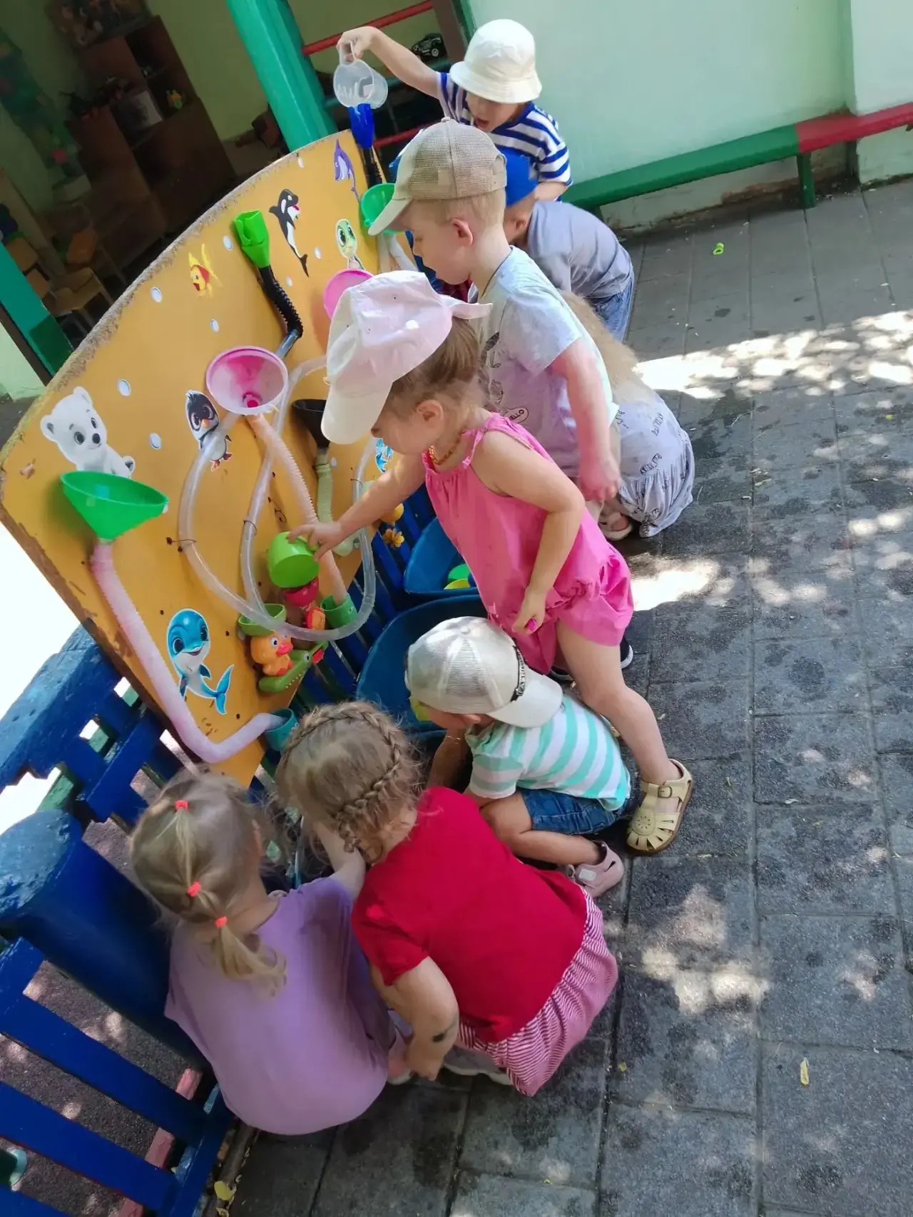 ☀️ Лето- это солнце, много- много солнца! 
А это значит, что самое время проводить экспериментирован