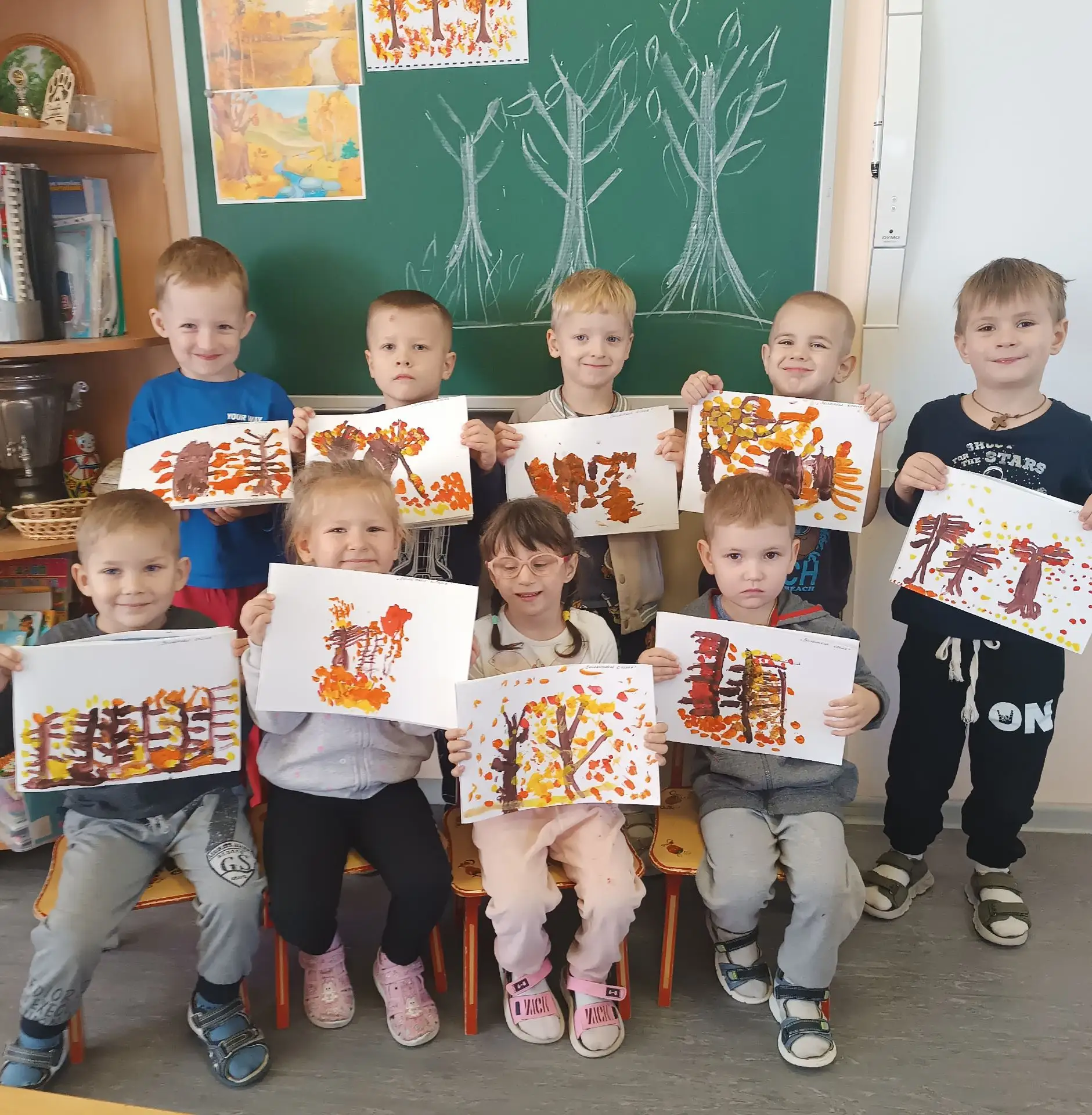 🍂 Осенний лес в рисунках группы «Гномики»! 🍂