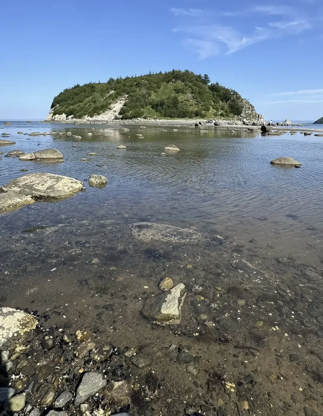 🌊Остров Вдовушка — место, где море хранит историю любви