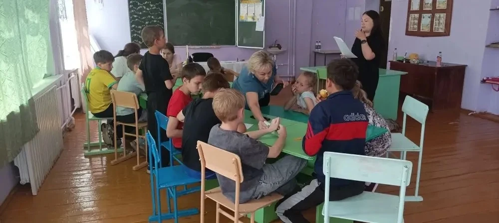 В продолжении мероприятия, посвященного Дню России, ребята приняли участие в мероприятии, проведенно