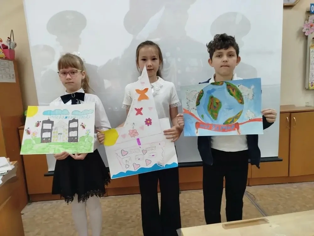 «РАЗГОВОРЫ О ВАЖНОМ: ЦЕННОСТИ, КОТОРЫЕ НАС ОБЪЕДИНЯЮТ» 🧭🤝🇷🇺