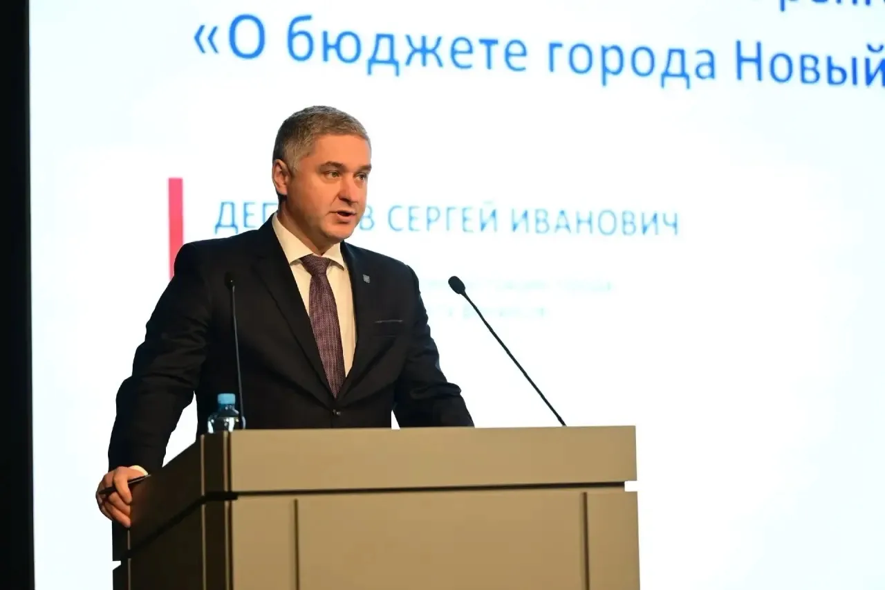 Сегодня на очередном заседании Думы города Новый Уренгой депутаты единогласно проголосо...