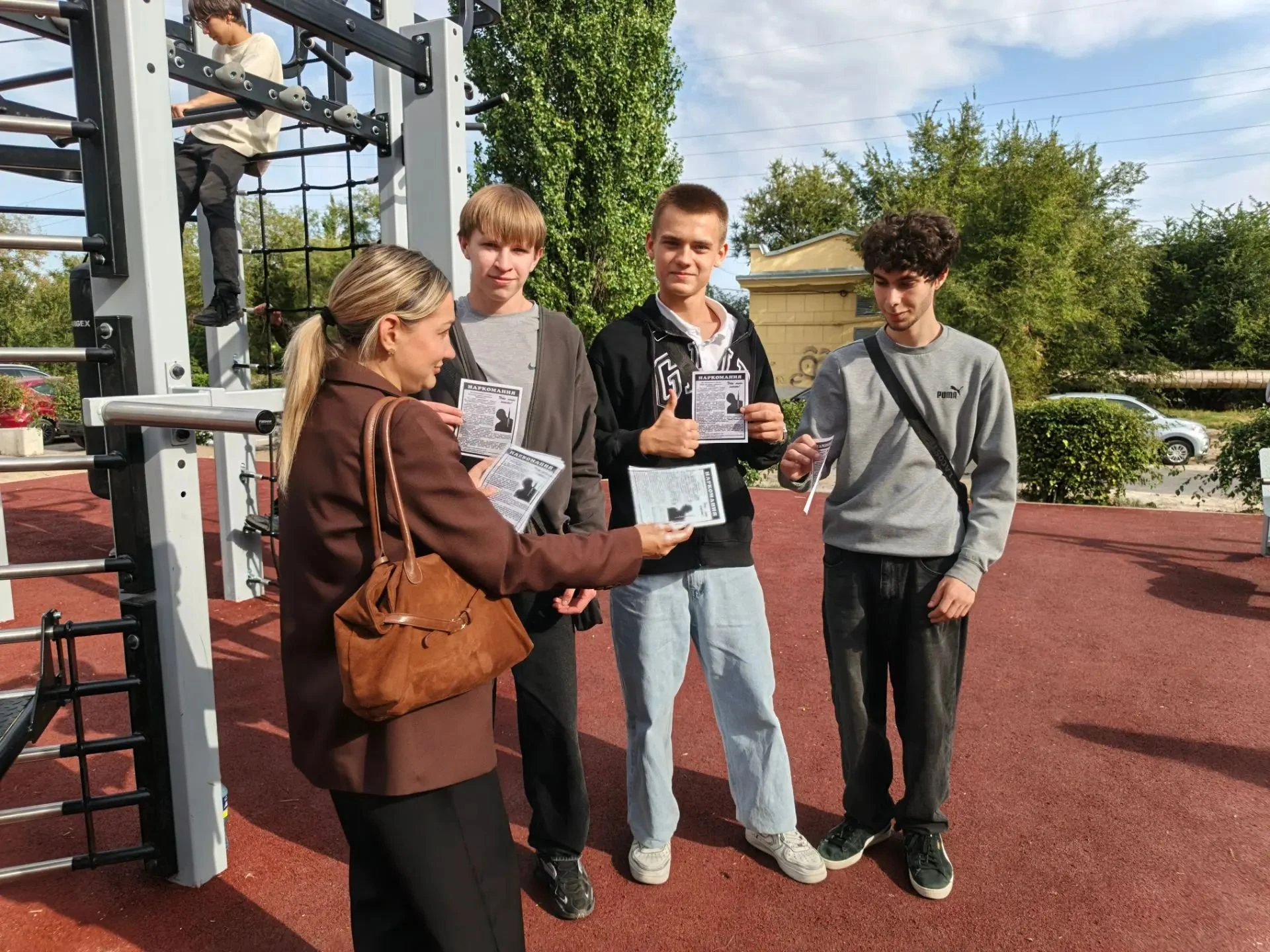 В рамках профилактических мероприятий специалисты отдела социального обслуживания насел...