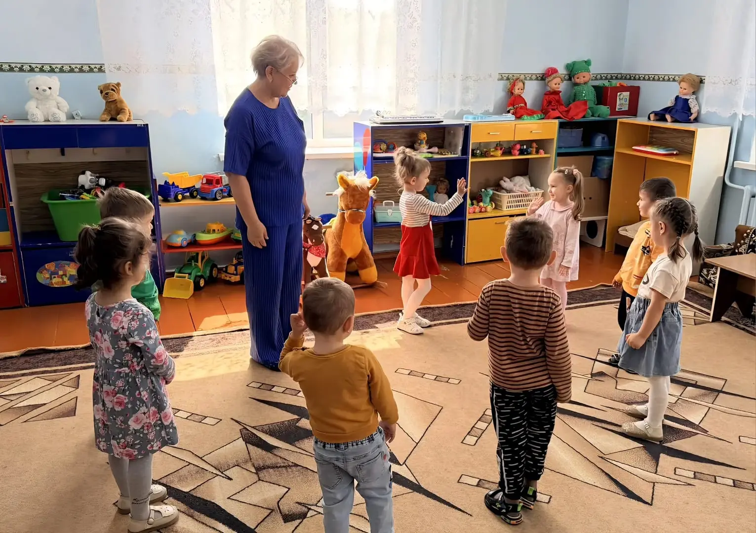 Итоговое занятие за третий квартал  во второй младшей группе по ознакомлению с окружающ...
