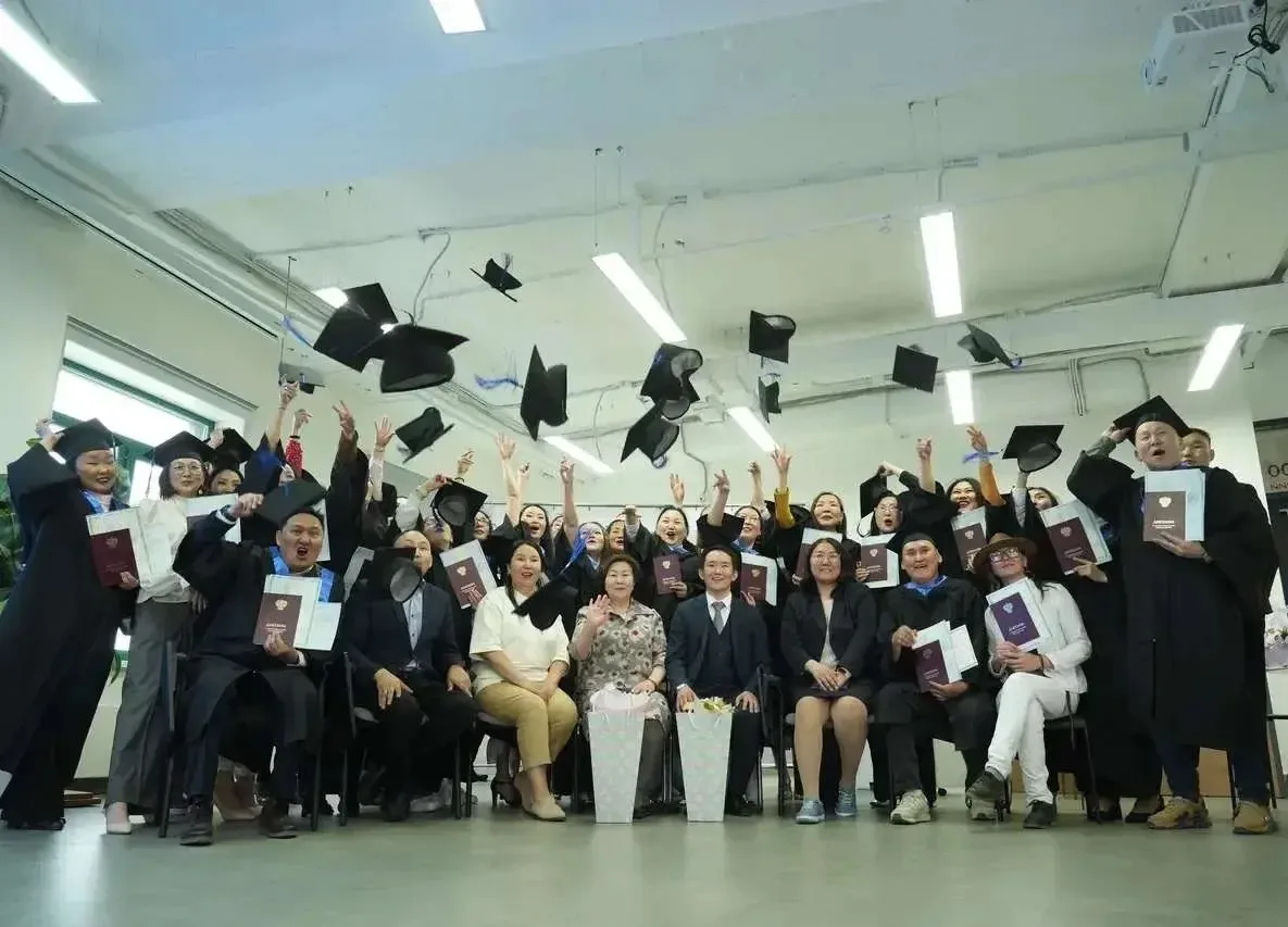 🧑‍🎓👏 ВШИМ и АГУИККИ завершили программу «Мастер управления в креативных индустриях»
 
По результа