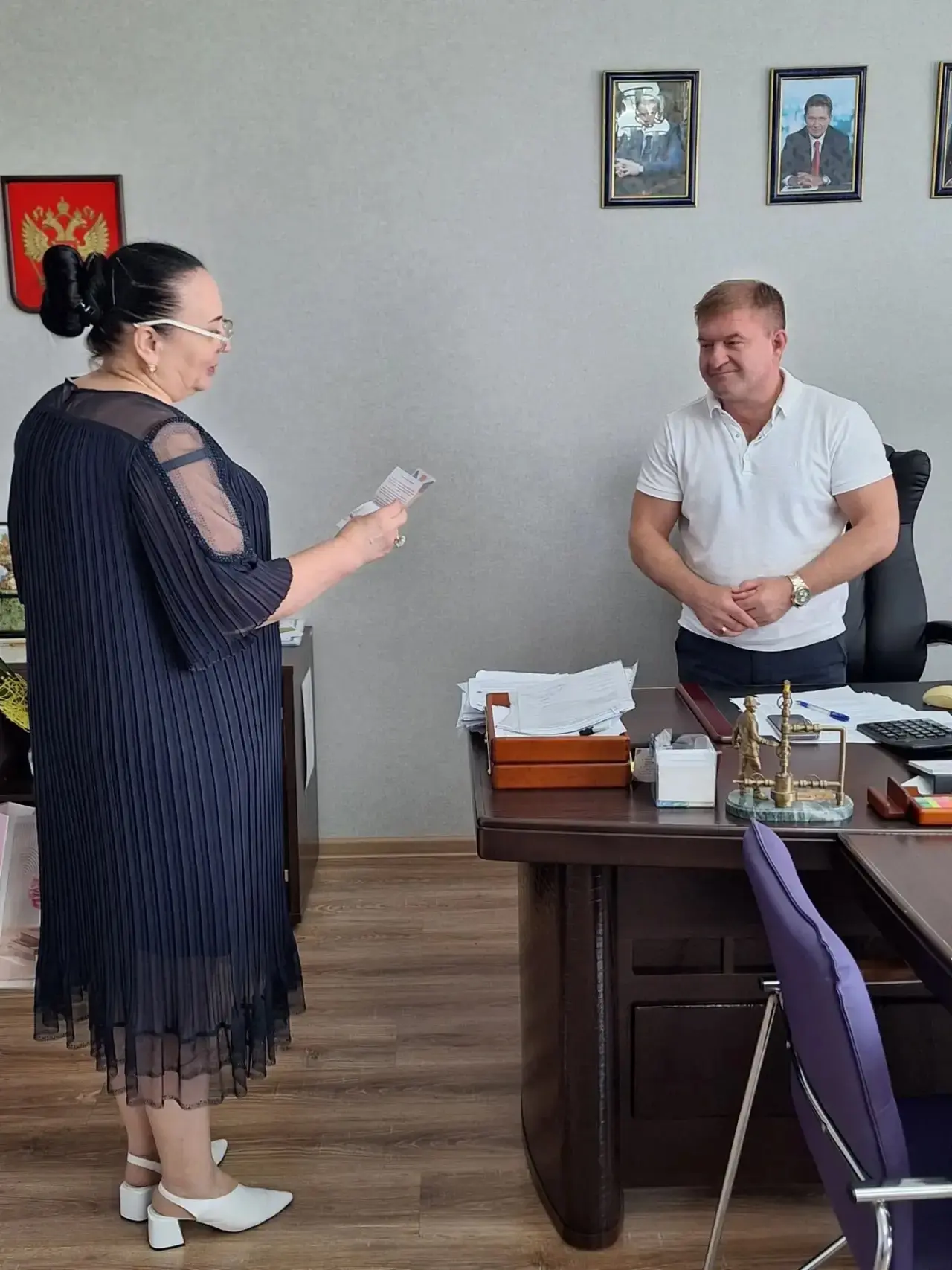 🎉 В преддверии Дня нефтяника и газовика наш директор Ирина Николаевна Белкина поздрави...