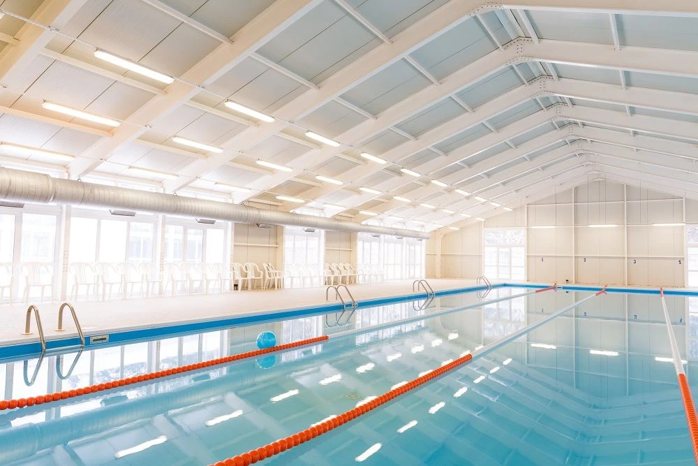 🏊‍♂️ Лето закончилось, купальный сезон в природных водоёмах закрыт. Бассейн отличная а...