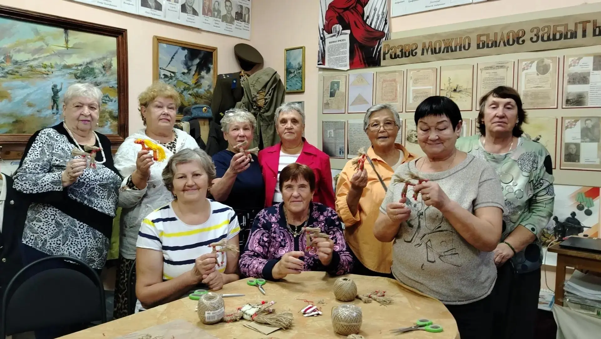 Волонтеры клуба «Умелицы» получили благодарность от депутата Тюменской областной Думы