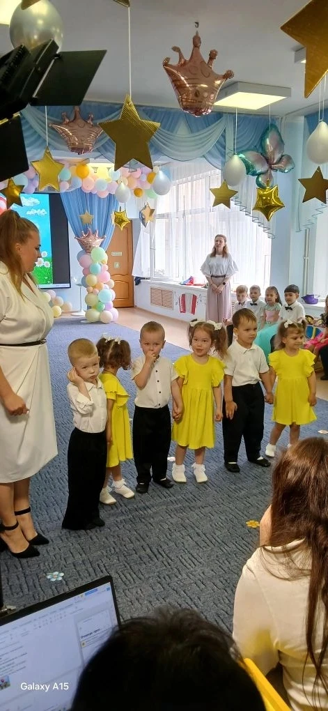 🎈 Вот и отгремели  выпускные балы в нашем ДОУ! 🎈

Что было:

торжественный выход выпускников — под