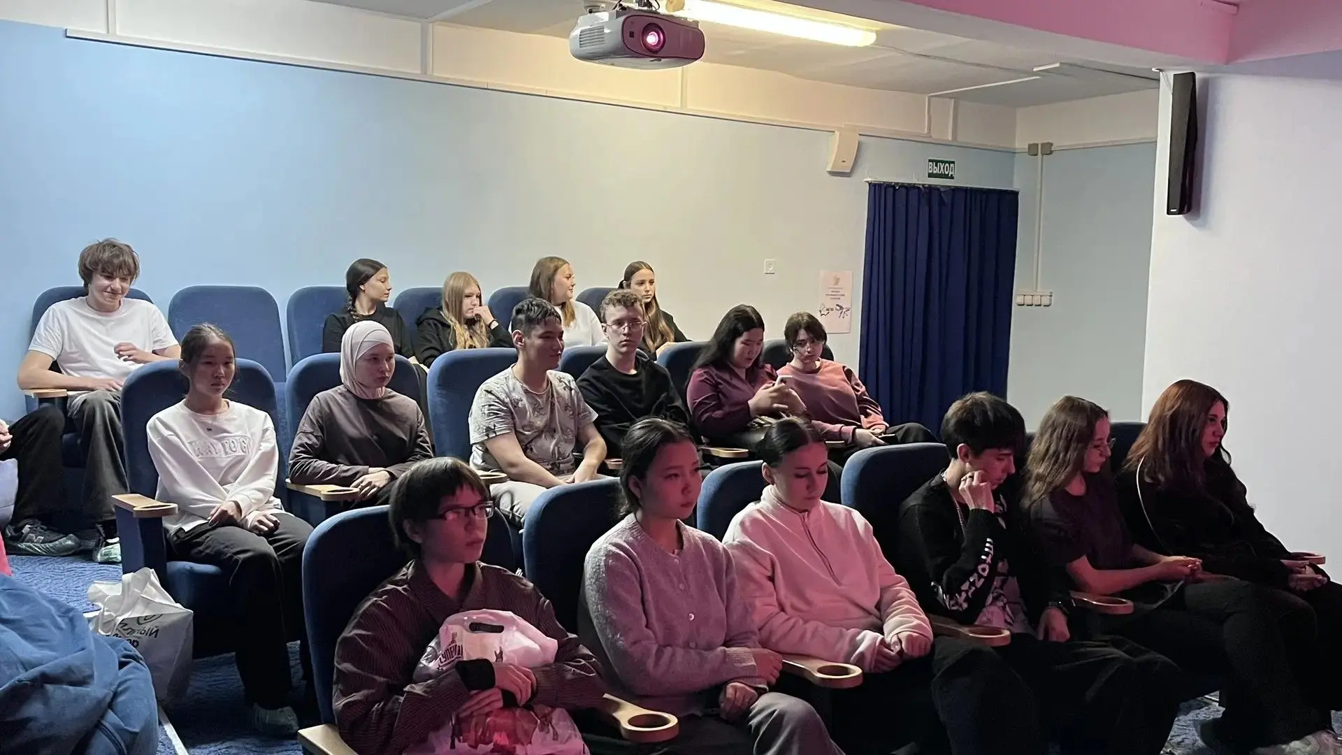 ✨Вчера для студентов состоялась познавательная встреча в городской библиотеке, посвящён...