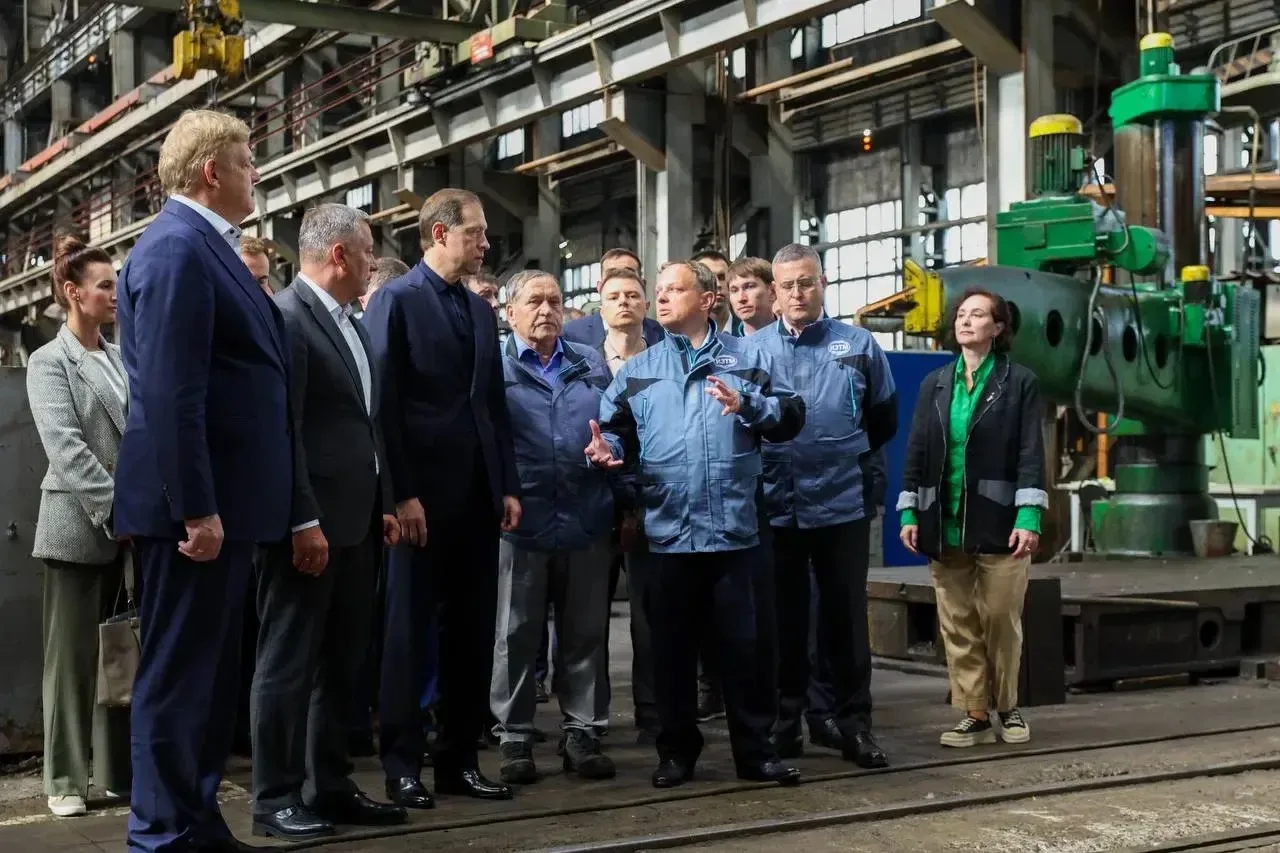 Еще один гость: в Иркутск приехал Денис Мантуров