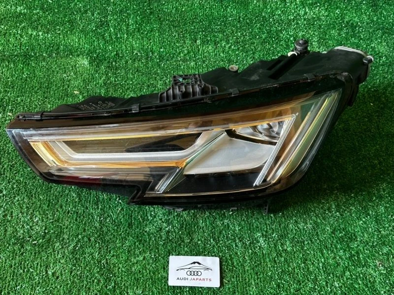 Audi A4 B9 2016 Фара LED левая, есть дефект лак в микротрещинах. Праворукая - 8W0941033A.