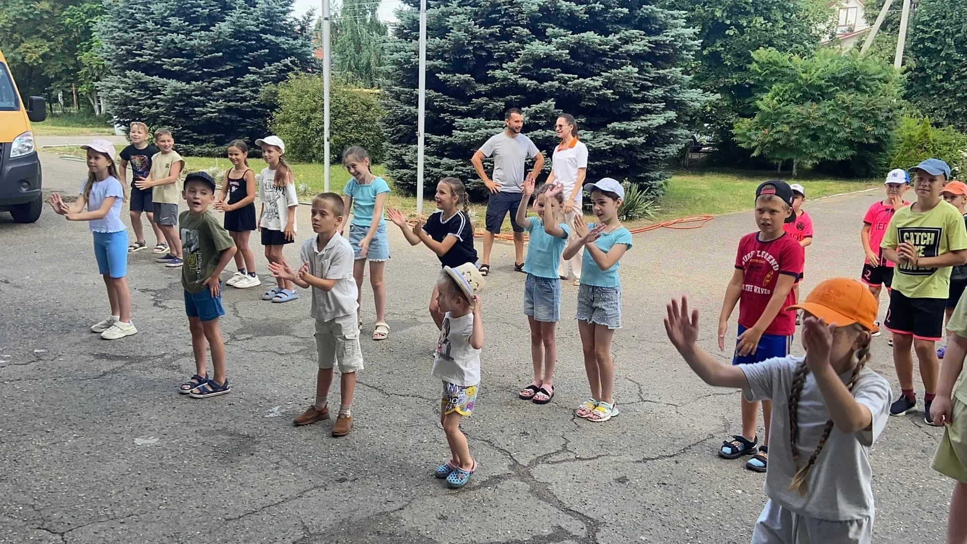 27 июня — День молодёжи!

Молодёжь — будущее нашей страны! Именно молодые люди сегодня активно участ