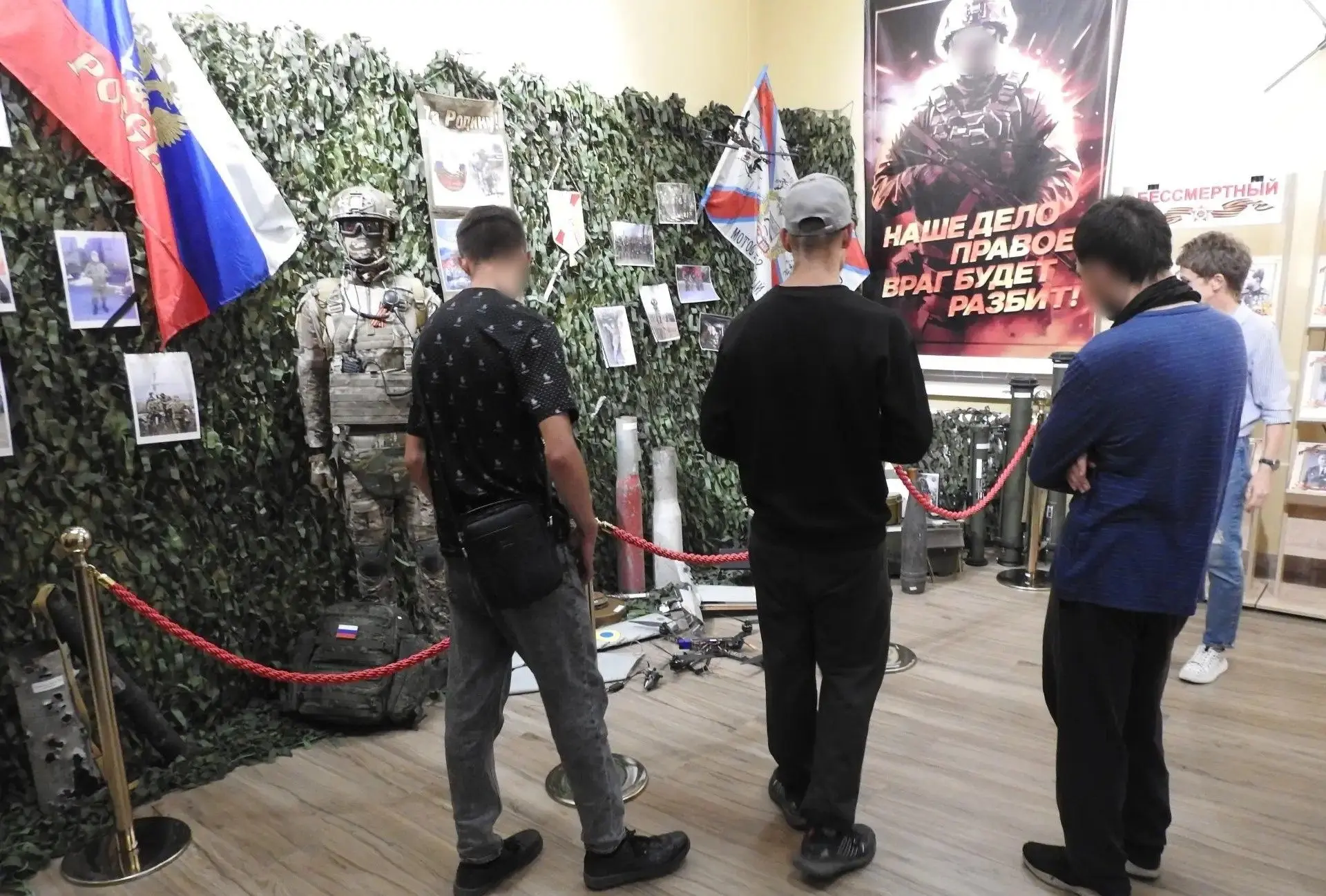 На прошлой неделе в Приморском краеведческом музее в сопровождении сотрудников Приморского филиала У