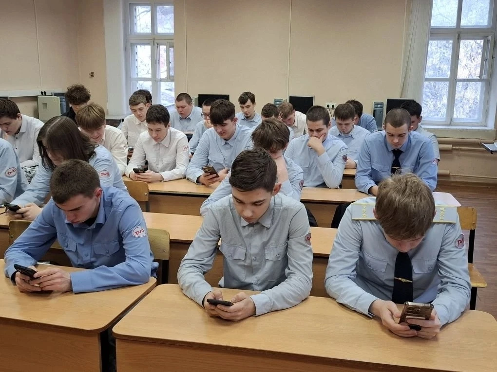 12 лет Крым и Севастополь вместе с Россией🇷🇺 В группе ВОЭТ-253 прошла беседа на тему: Воссоединение 