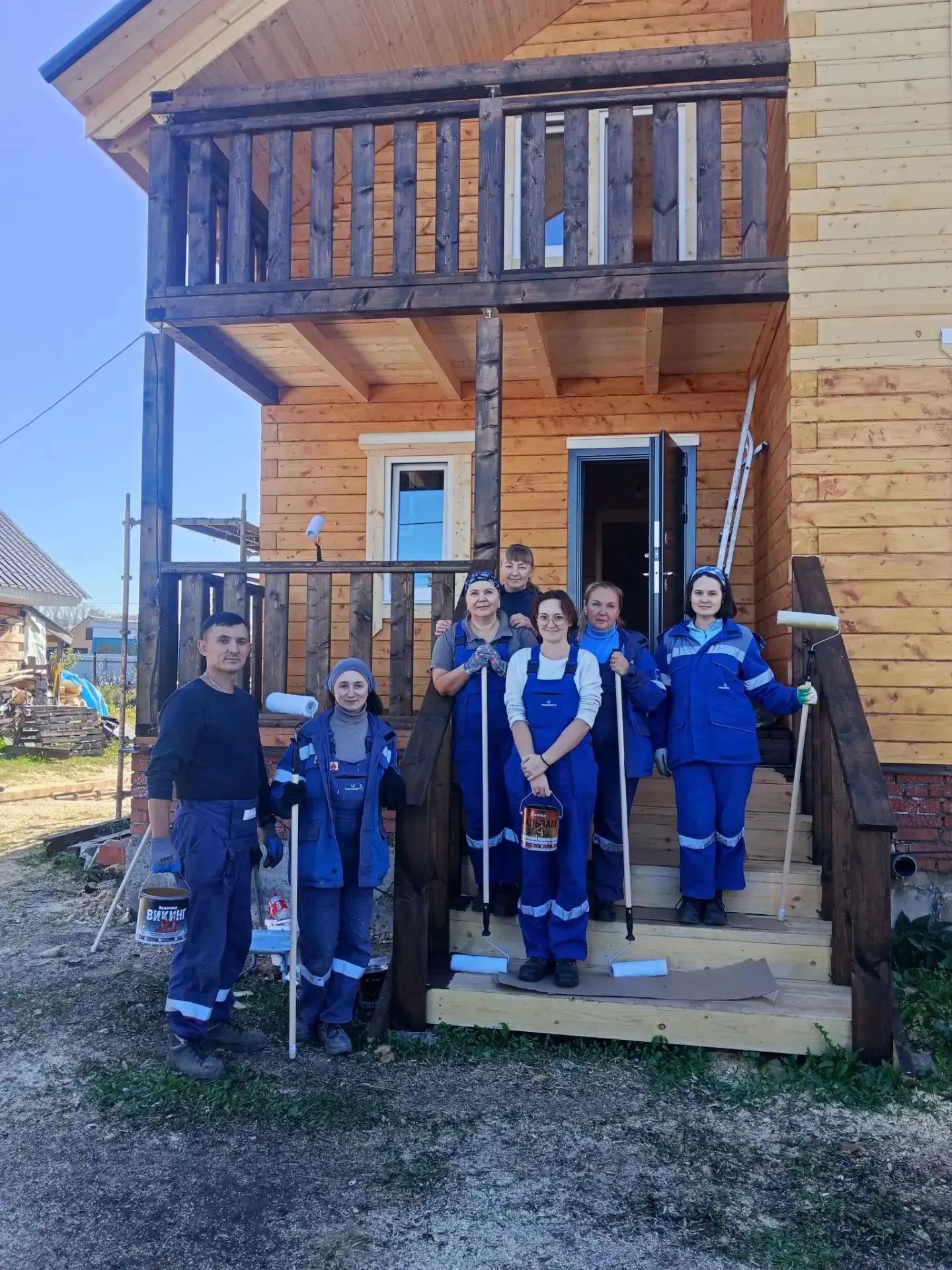 Помогаем защитникам, встречаем праздник