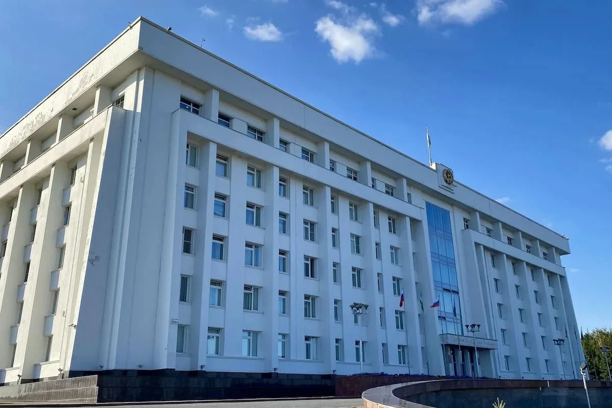 Глава Башкирии раскритиковал чиновников, уходящих в отпуска перед важными событиями