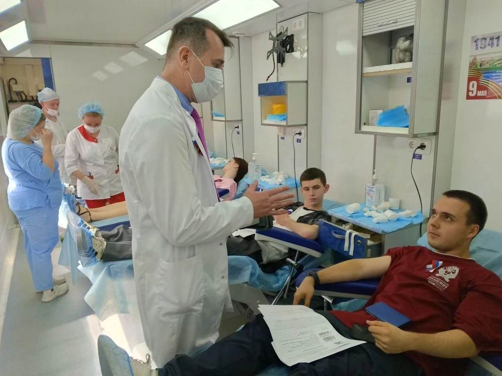Сила единства — в каждом из нас! 🩸

🚑 11 июня на территории Поволжского института управления имени