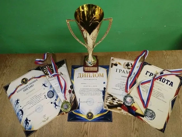 #Спартакиада
🇷🇺🏆Команда преподавателей ГПОУ "Читинский техникум отраслевых технологий и бизнеса" 