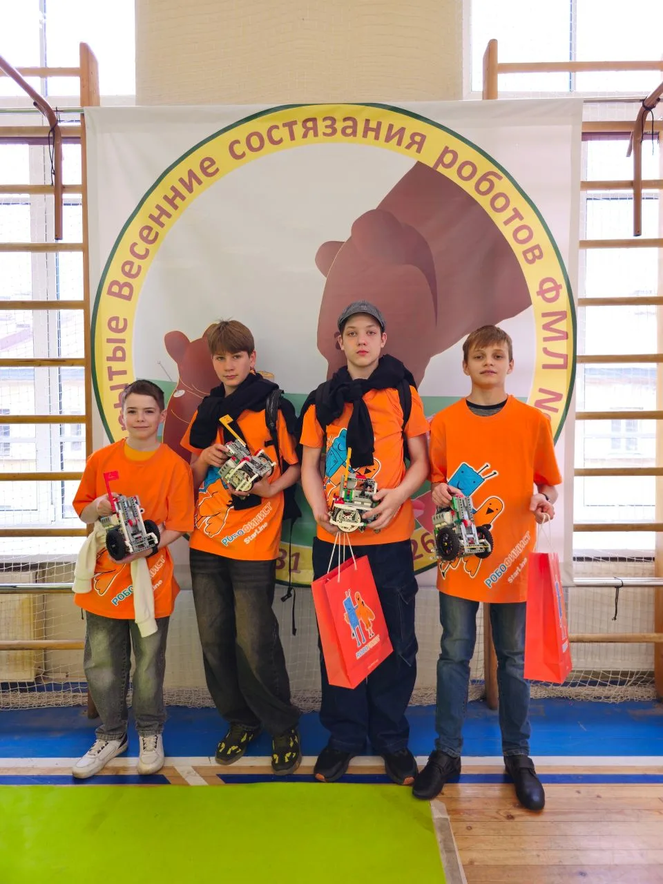 Бронза на Весенних состязаниях ФМЛ №239!