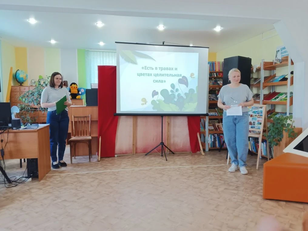 В школе ухода, созданной  центром социальной поддержки населения Александровского района при  Центре