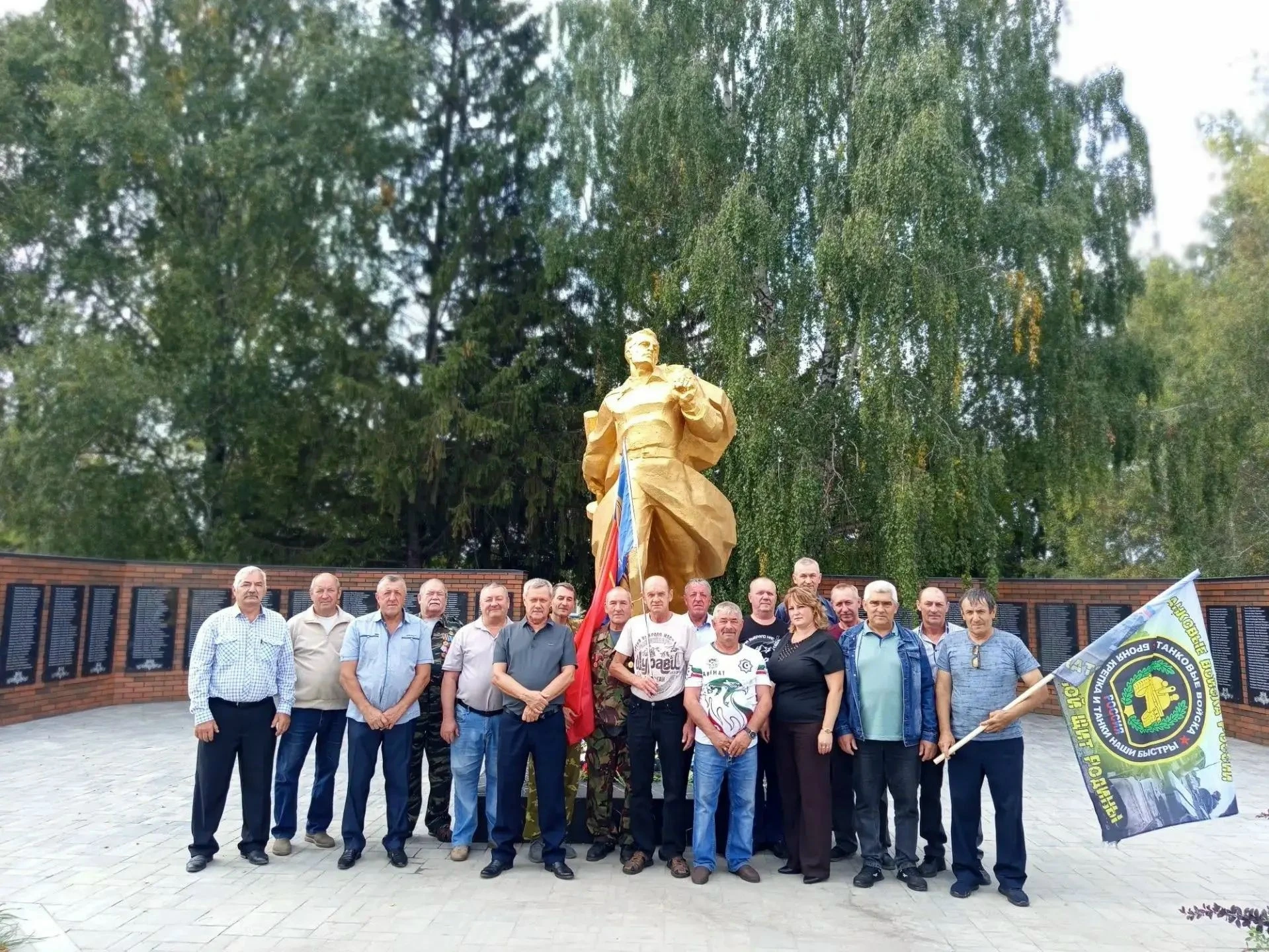 Второе воскресенье сентября – особый день в нашей стране. Это День танкиста.