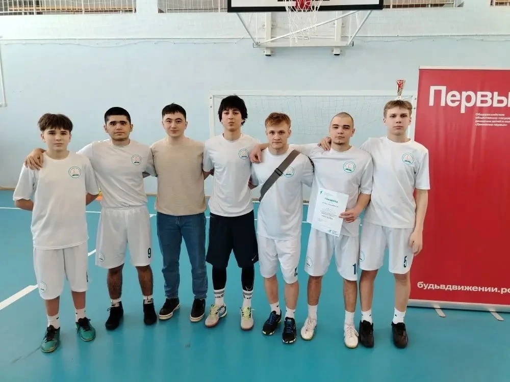 🥳Поздравляем с ||| местом по мини - футболу команду «Гимназия «Краснообская» ⚽