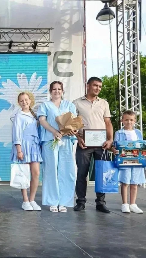 🥉Семья Швецовых из Грачёвского района заняла третье место в номинации "Молодая семья" регионального