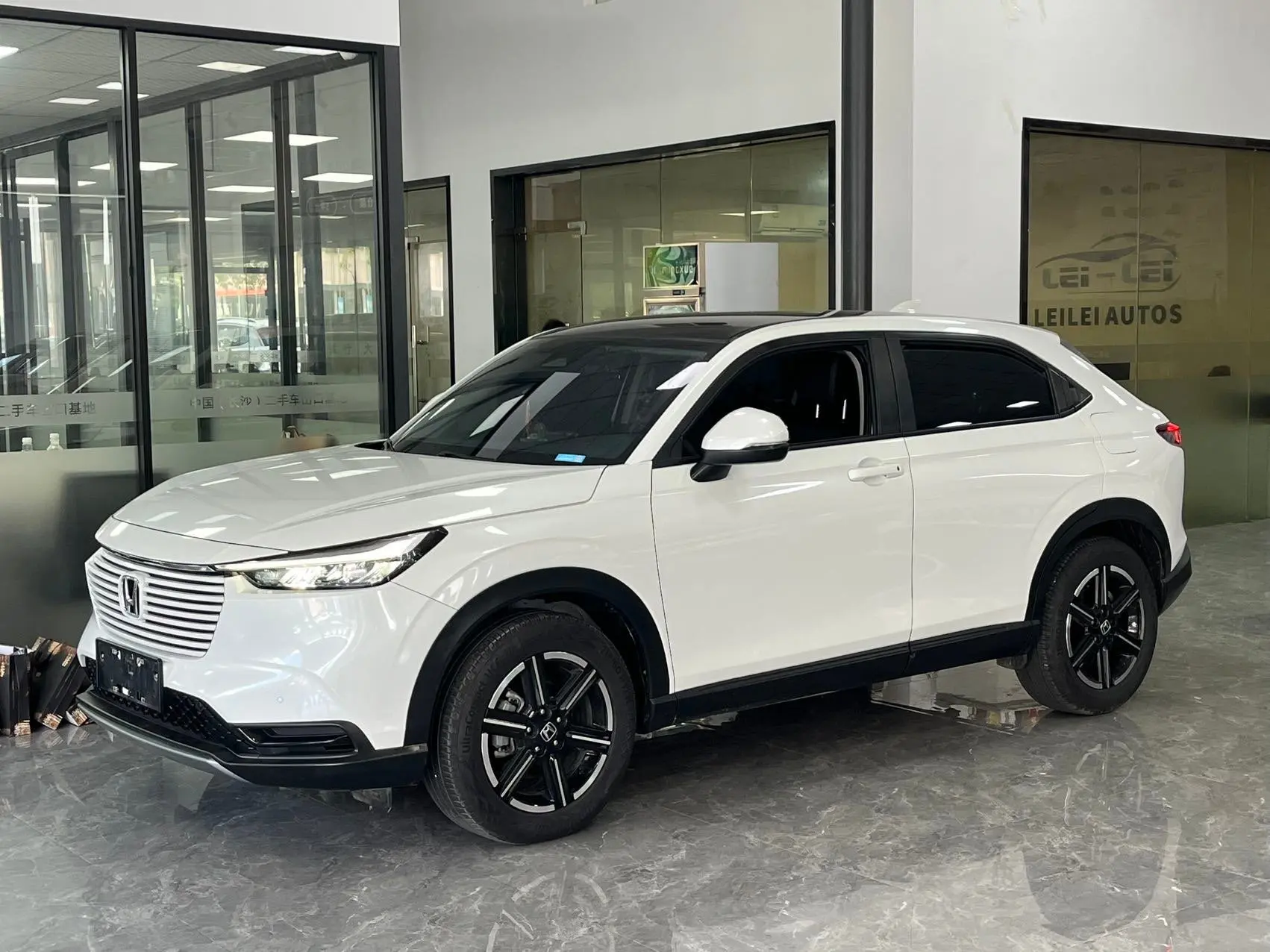 Honda Vezel версия Technology