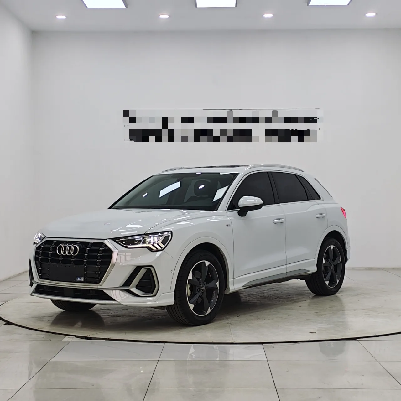Подобрали и выкупили Автомобиль Audi Q3 для нашего клиента Артёма из г. Тюмень.

Автомобиль уже на г