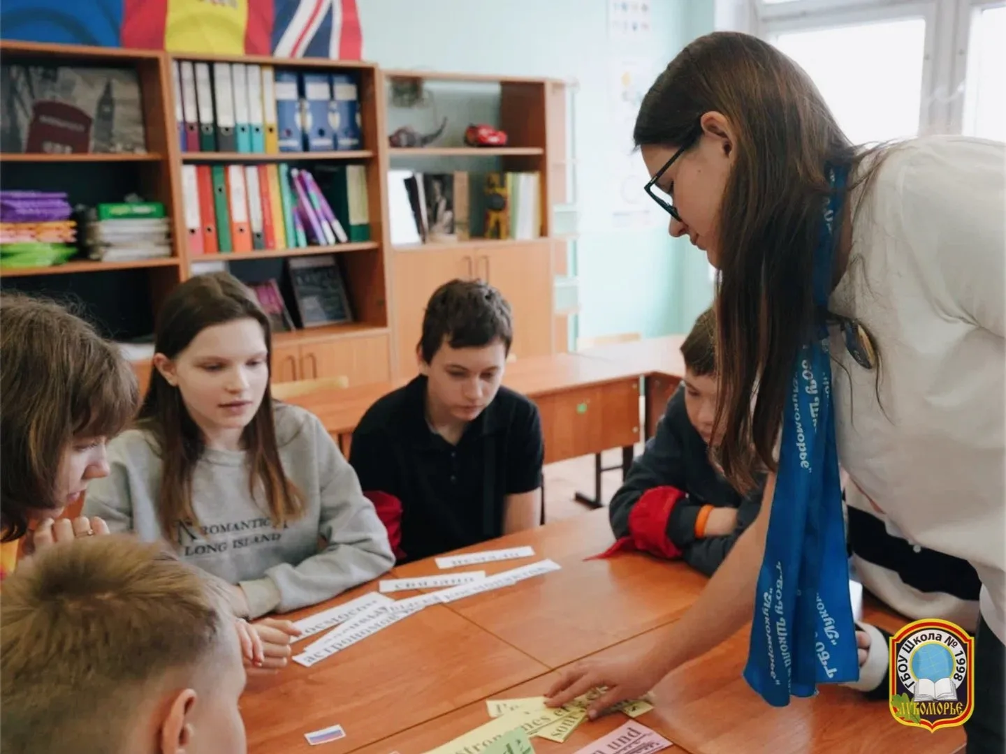🚀 «Лингвистический космос» — поехали!  В апреле наша школа стала площадкой настоящего городского соб