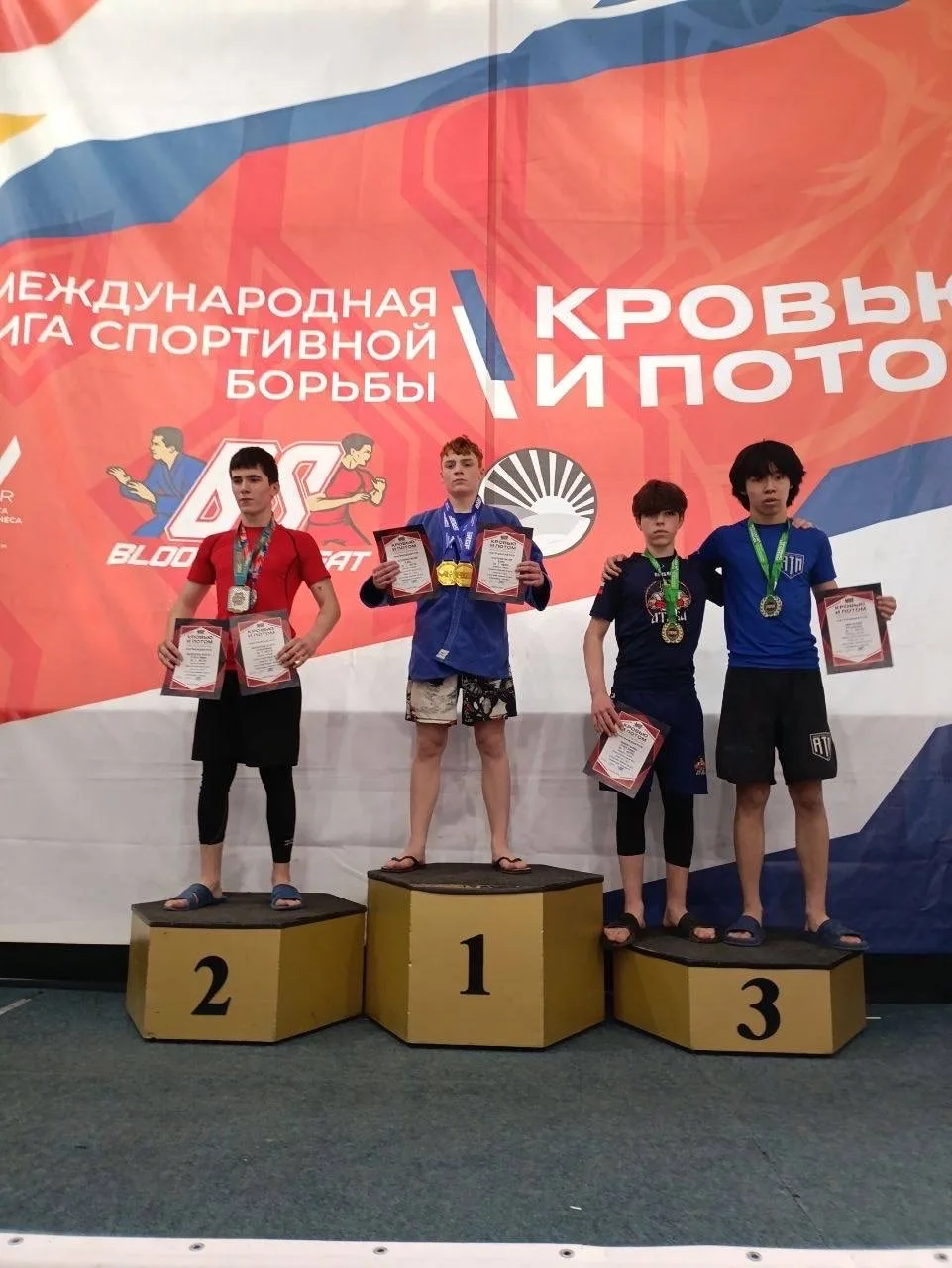 🔥Во дворце борьбы имени Ивана Ярыгина прошёл открытый турнир по спортивной борьбе (грэпплинг и грэпп