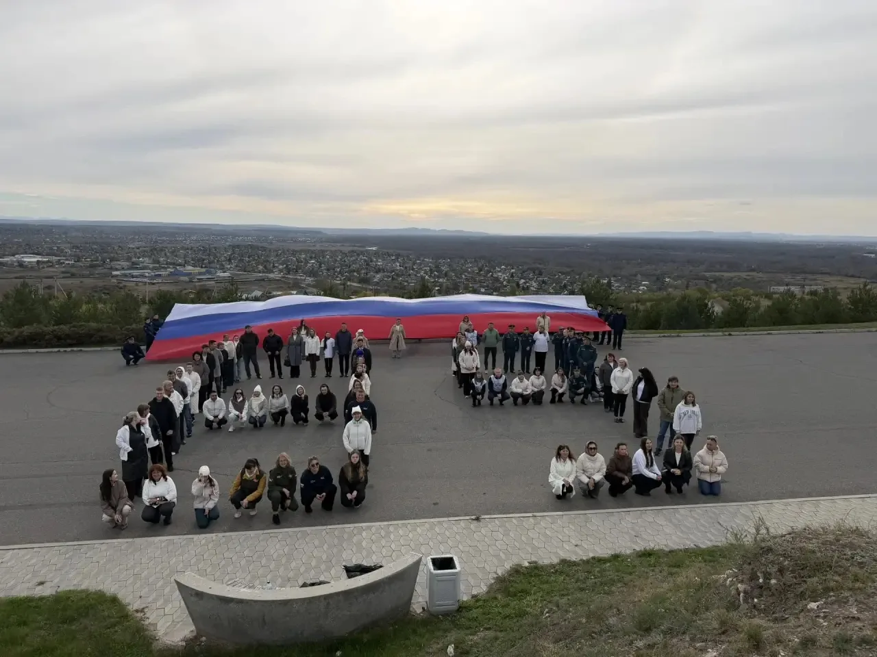 В Хакасии отметили День воссоединения: молодежный совет, тимуровцы и неравнодушные сотр...