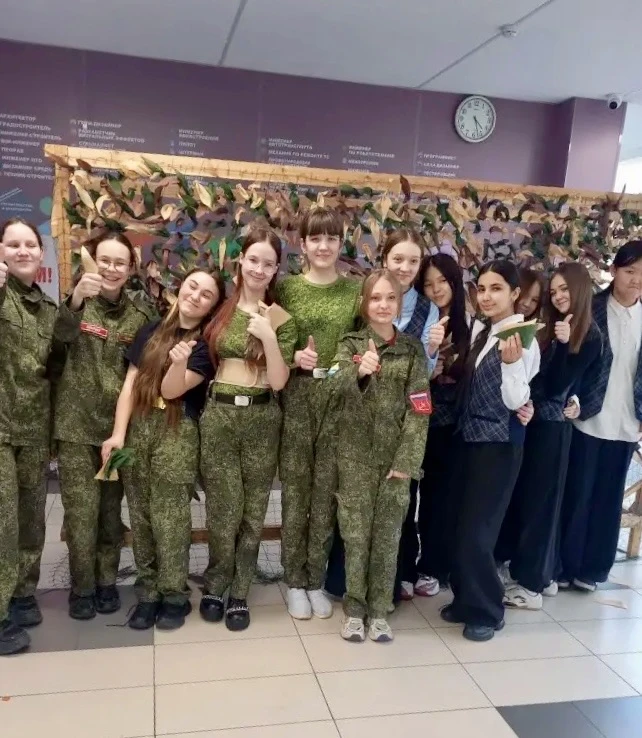 🇷🇺Тыл — фронту: юное поколение за победу! 🇷🇺     В непростое для страны время даже школьники вносят 
