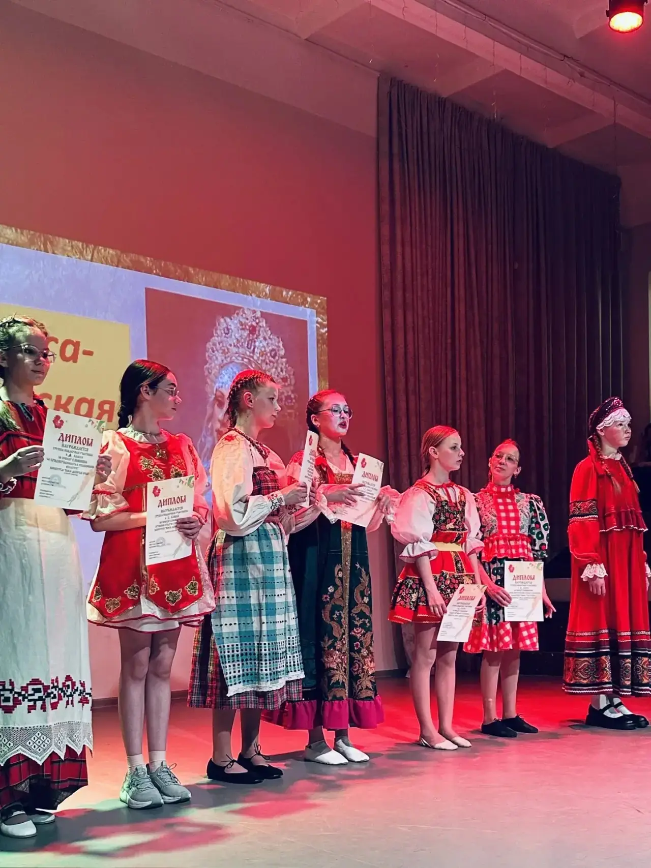 ✨ Конкурс «Коса — девичья краса»: море талантов и позитива! ✨  18 марта в нашей школе прошёл замечат