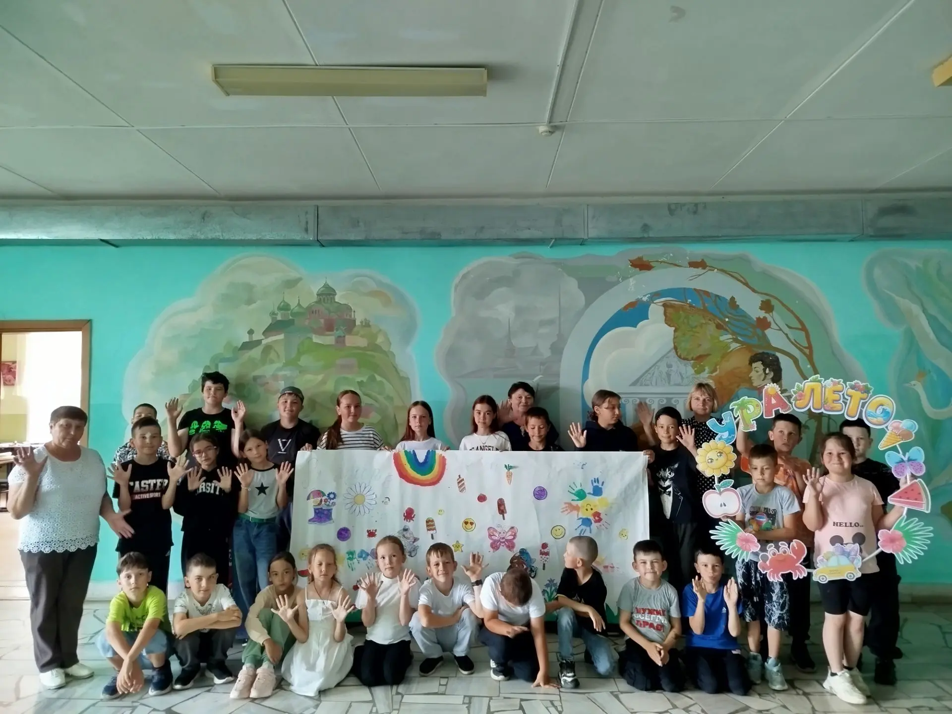 🌞Дневник лагеря | 18.06.26 🌈☀☁

18 июня в нашем школьном лагере прошёл «День профессии!»

День выд