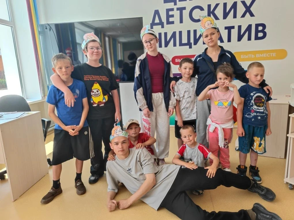 Эколята — это настоящие друзья природы, которые хотят сделать мир чище и мечтают научить людей береж
