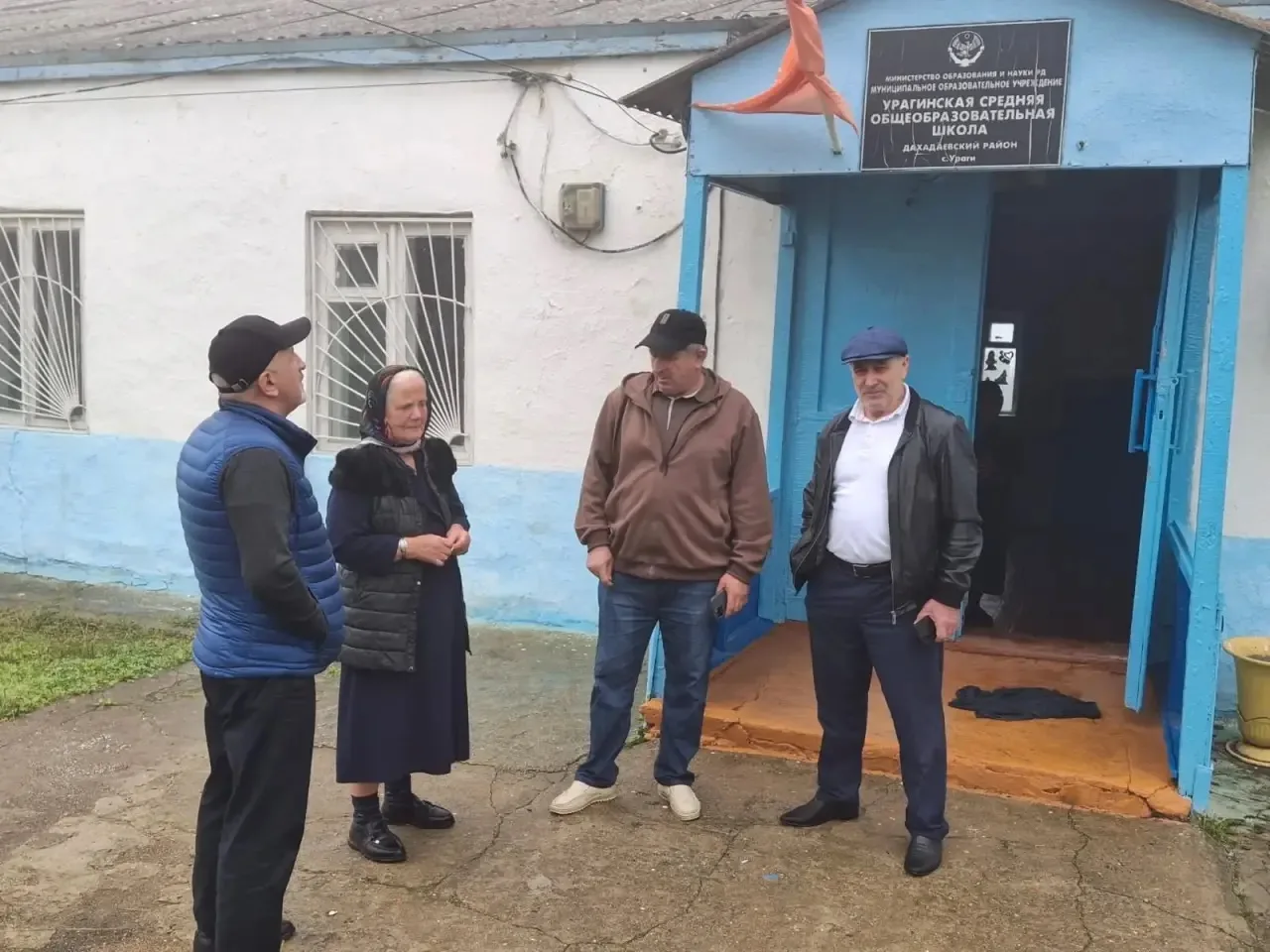 Накануне, глава района Магомед Абдулкадиров, совместно со своим заместителем Асабалиевы...
