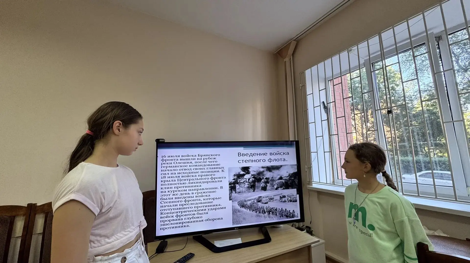 В  Ансамбле хореографических миниатюр «Надежда» Центра детского творчества Ворошиловско...