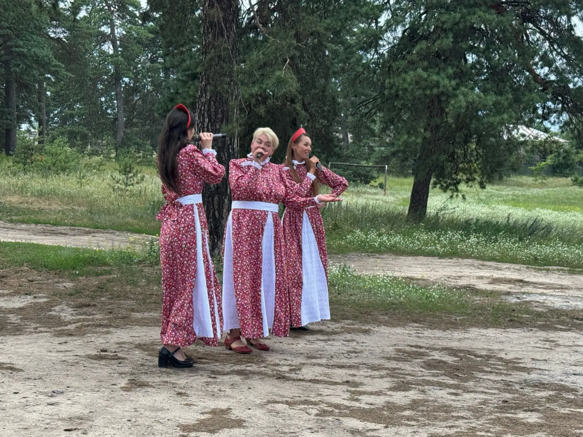🌼 «Дарите ромашки любимым»: как жители села Анпиловка отметила День семьи, любви и верности.
💖 Душ