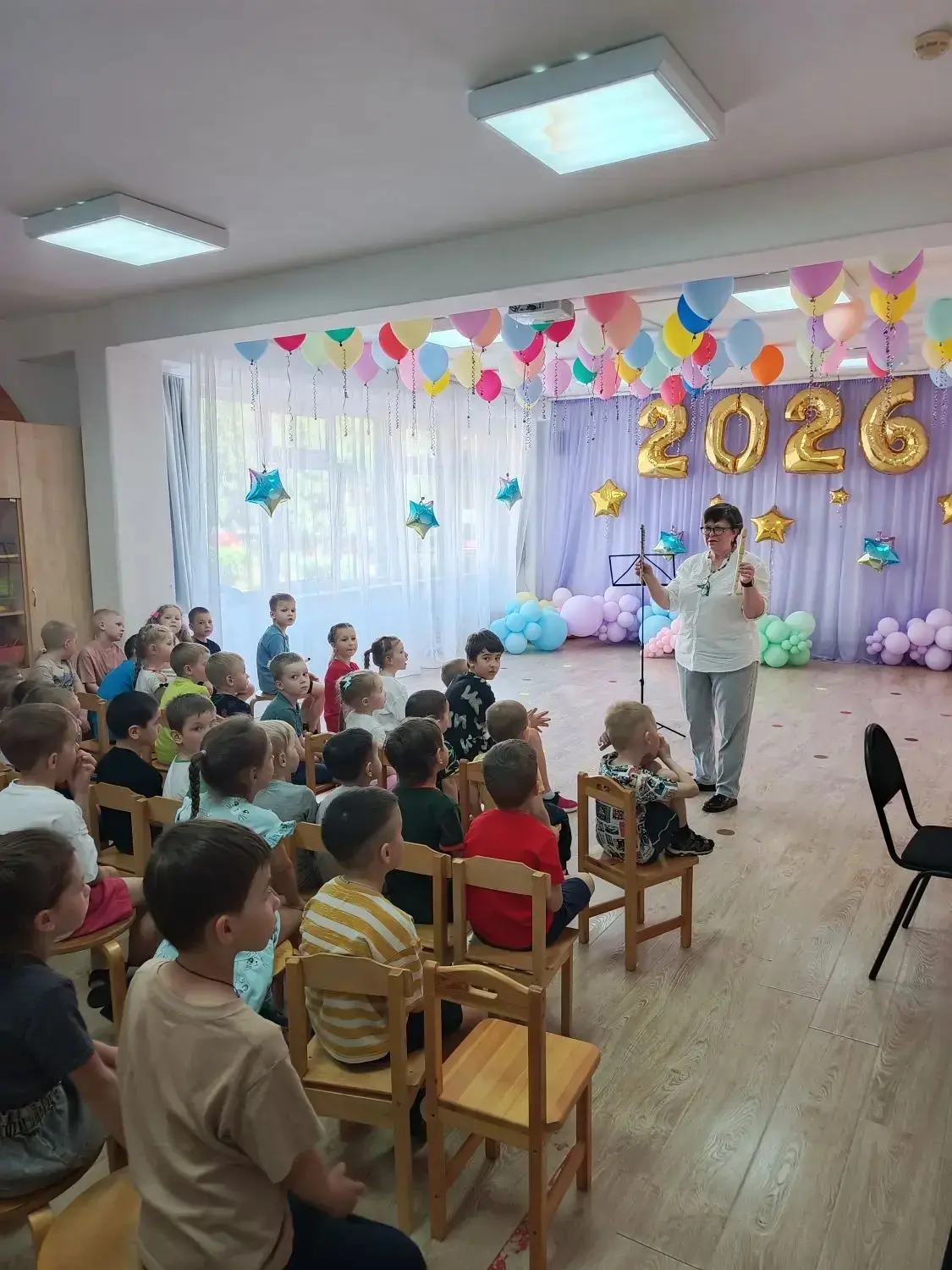 Недавно в детском саду №81 «Солнышко» прошёл по-настоящему волшебный музыкальный урок! ...