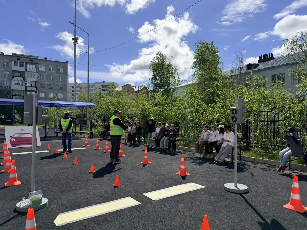 🚦 11 июня в наш лагерь «Улыбка» приехала «Лаборатория безопасности» Дворца детского творчества! 👏�
