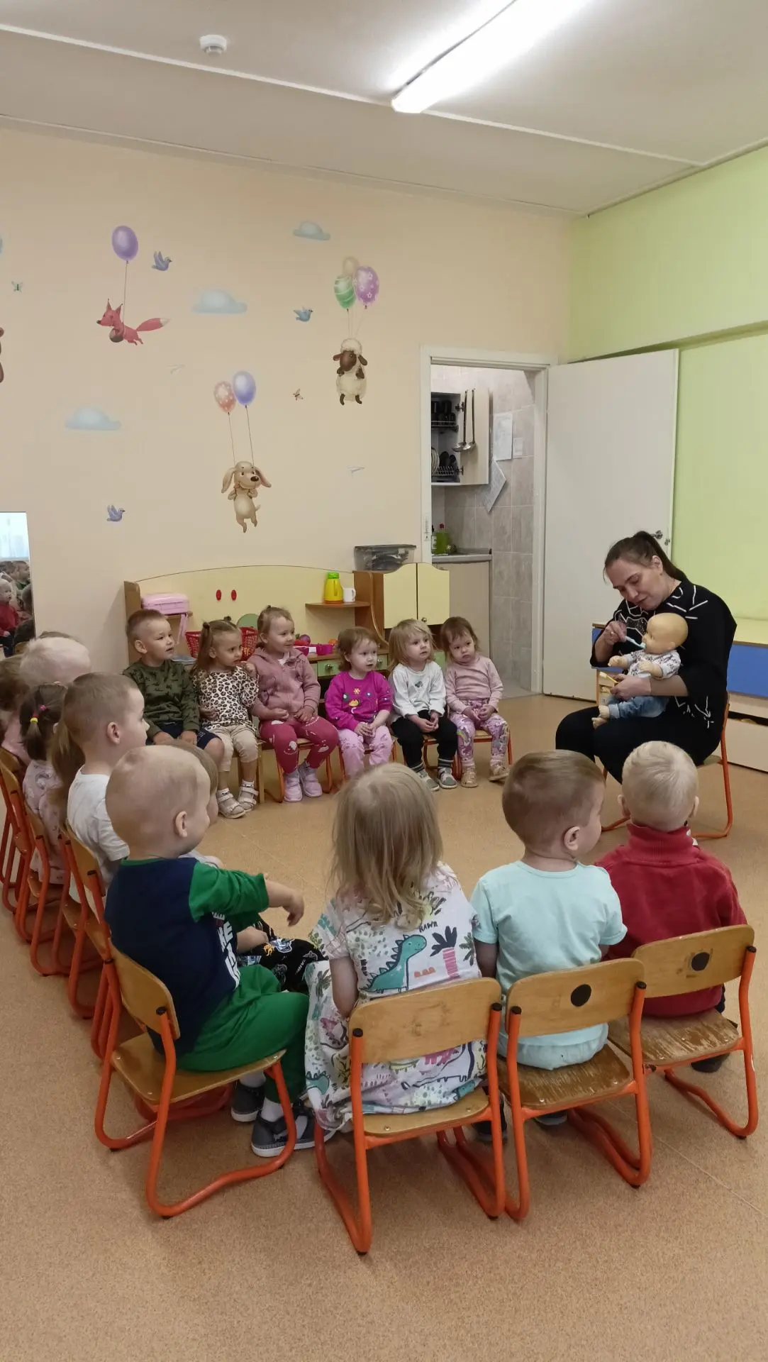 Улыбка на миллион: как мы отмечали день рождения зубной щетки!🎉🎉🎉

 26 июня. Знаете, что это за д